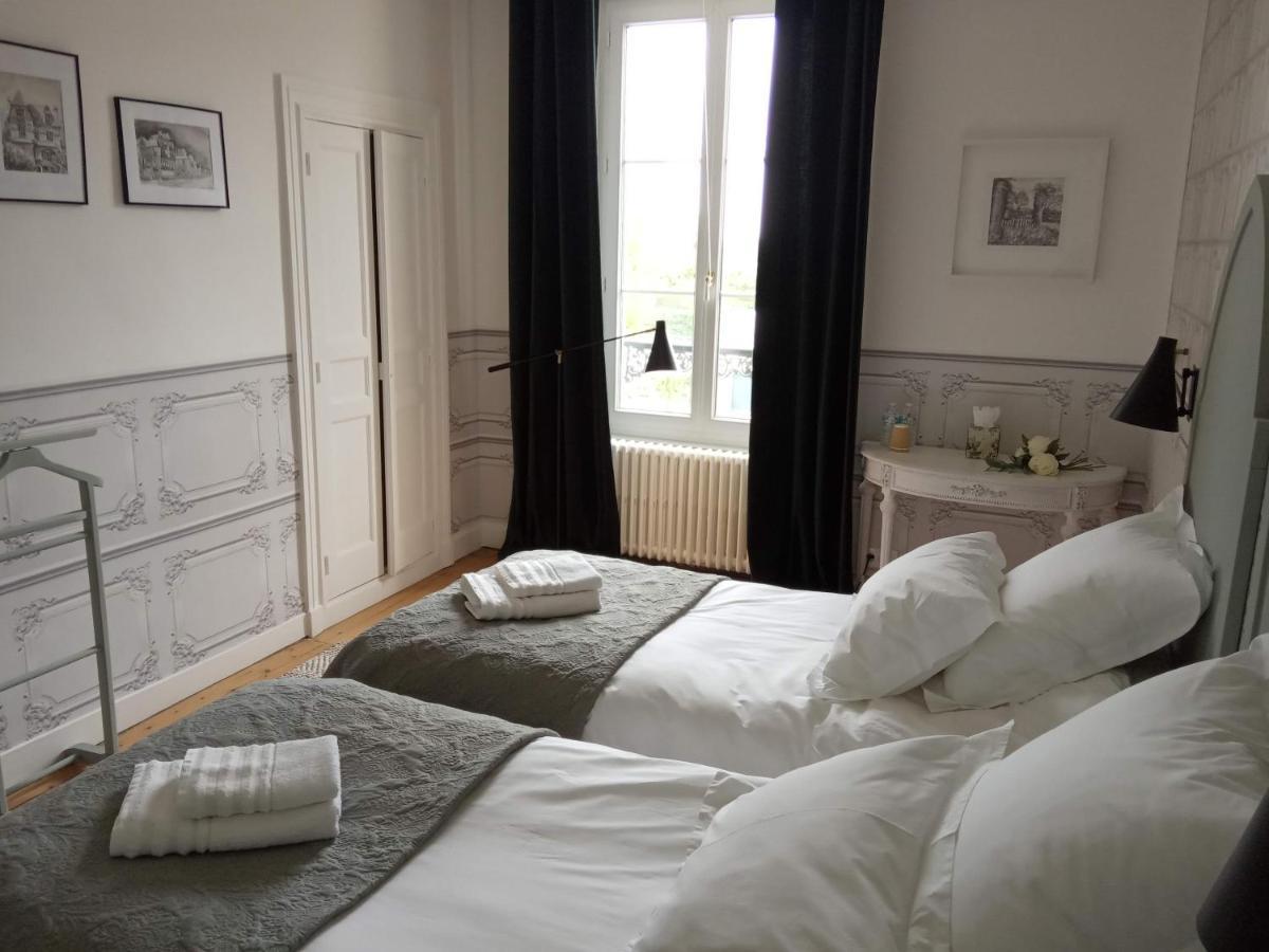 Les Mariesis Bed & Breakfast Osmanville Exterior foto